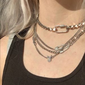 ⛓✨chunky chain with blinged out center link✨⛓